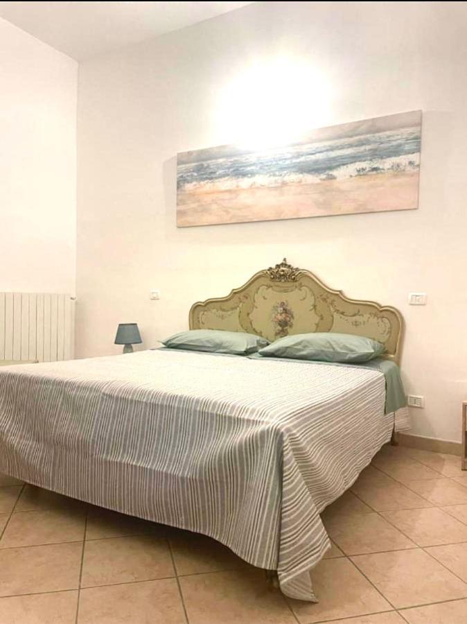 Casa Rosa Finale Ligure Exterior foto
