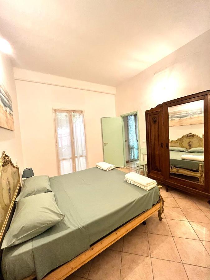 Casa Rosa Finale Ligure Exterior foto
